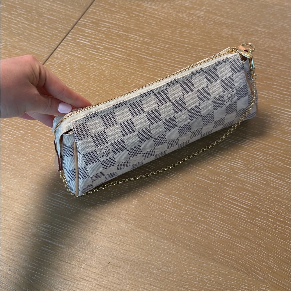 Louis Vuitton Damier Azur Eva Pochette USED - Picture 2 of 2